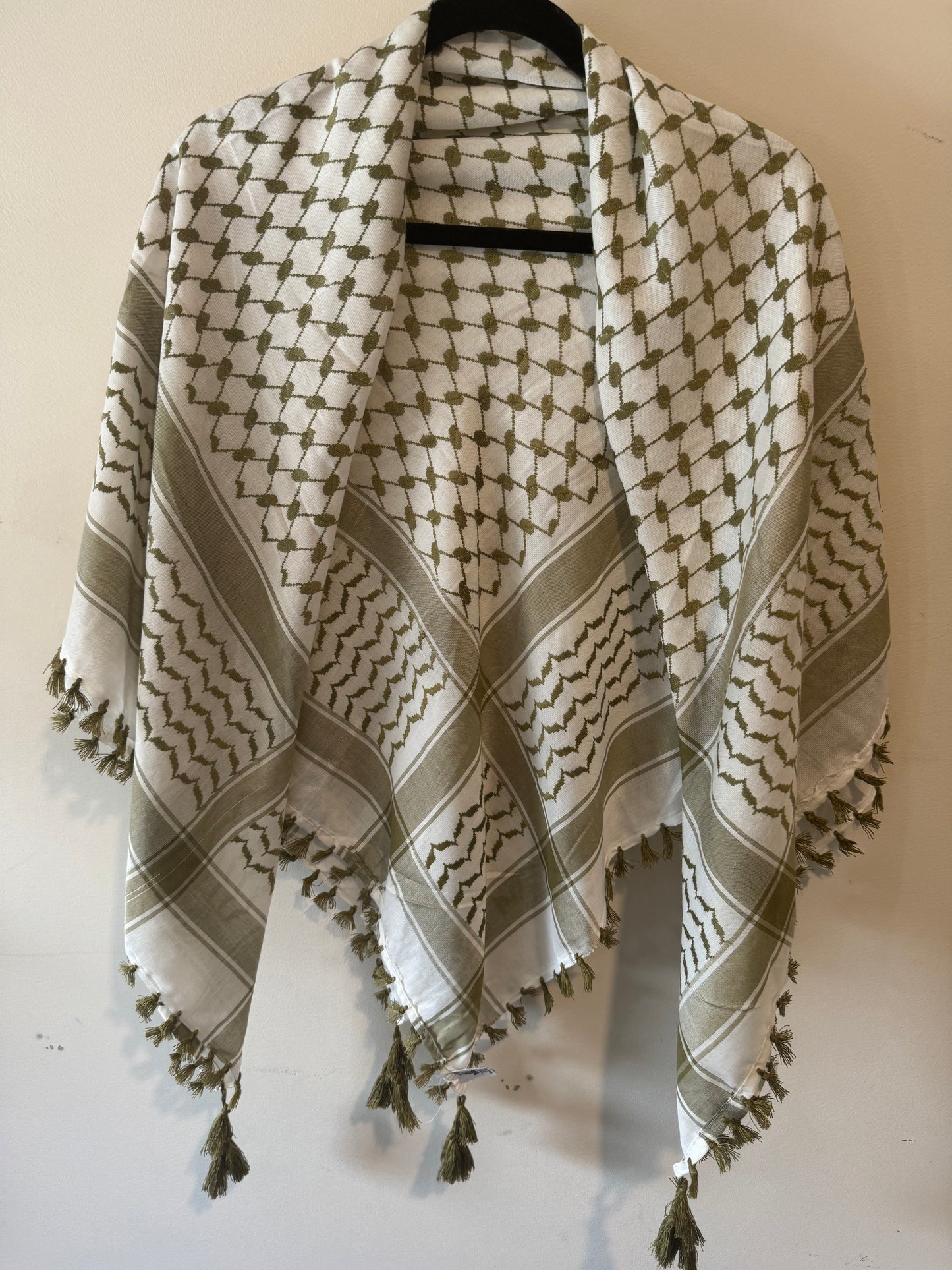 Kuffiyeh - White & Olive
