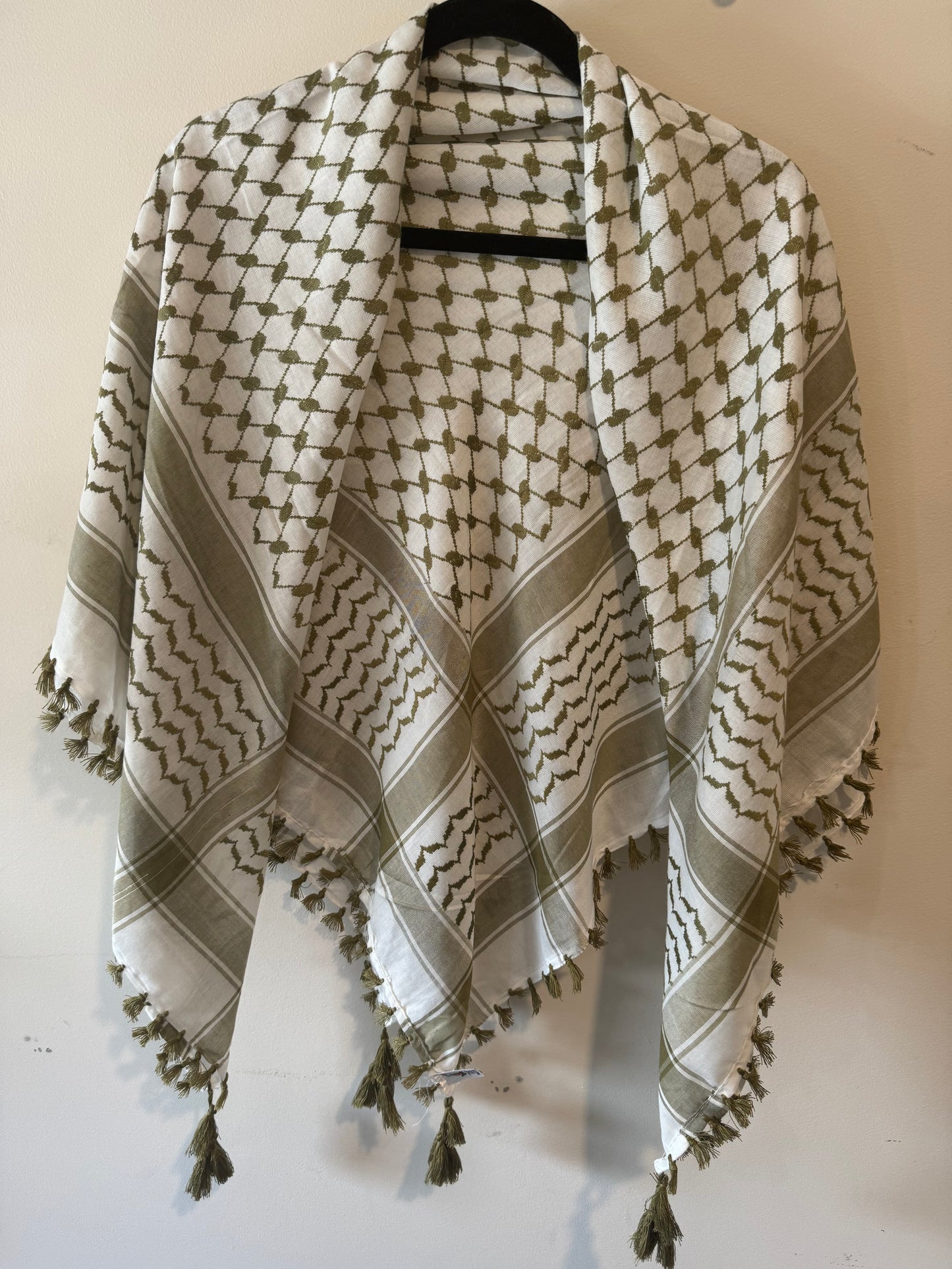 Kuffiyeh - White & Olive