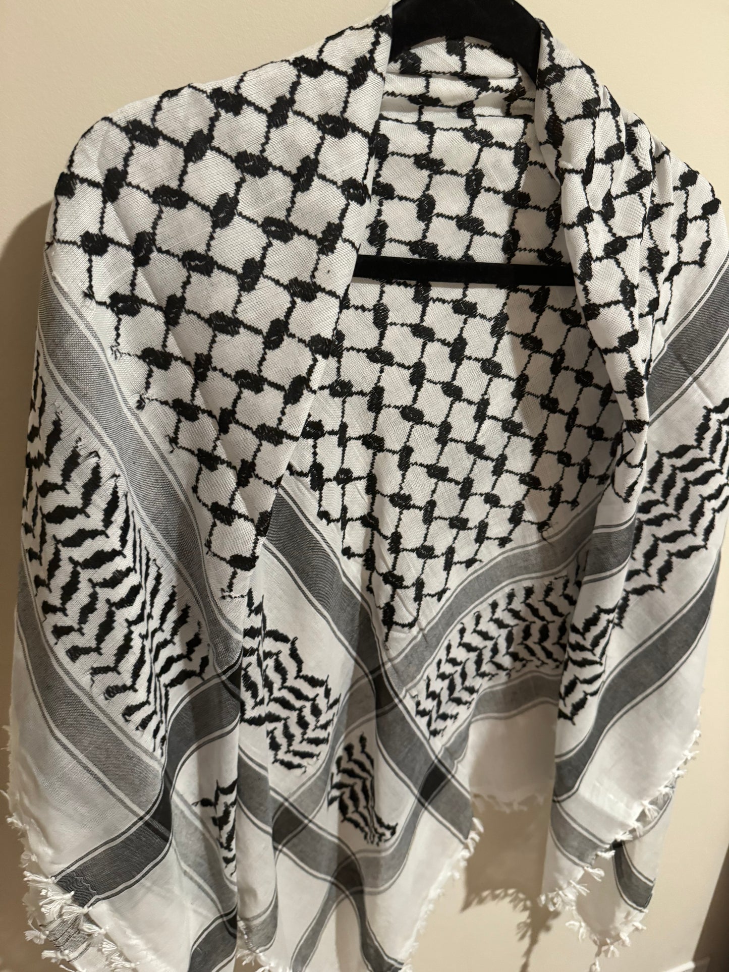 Kuffiyeh - White & Black