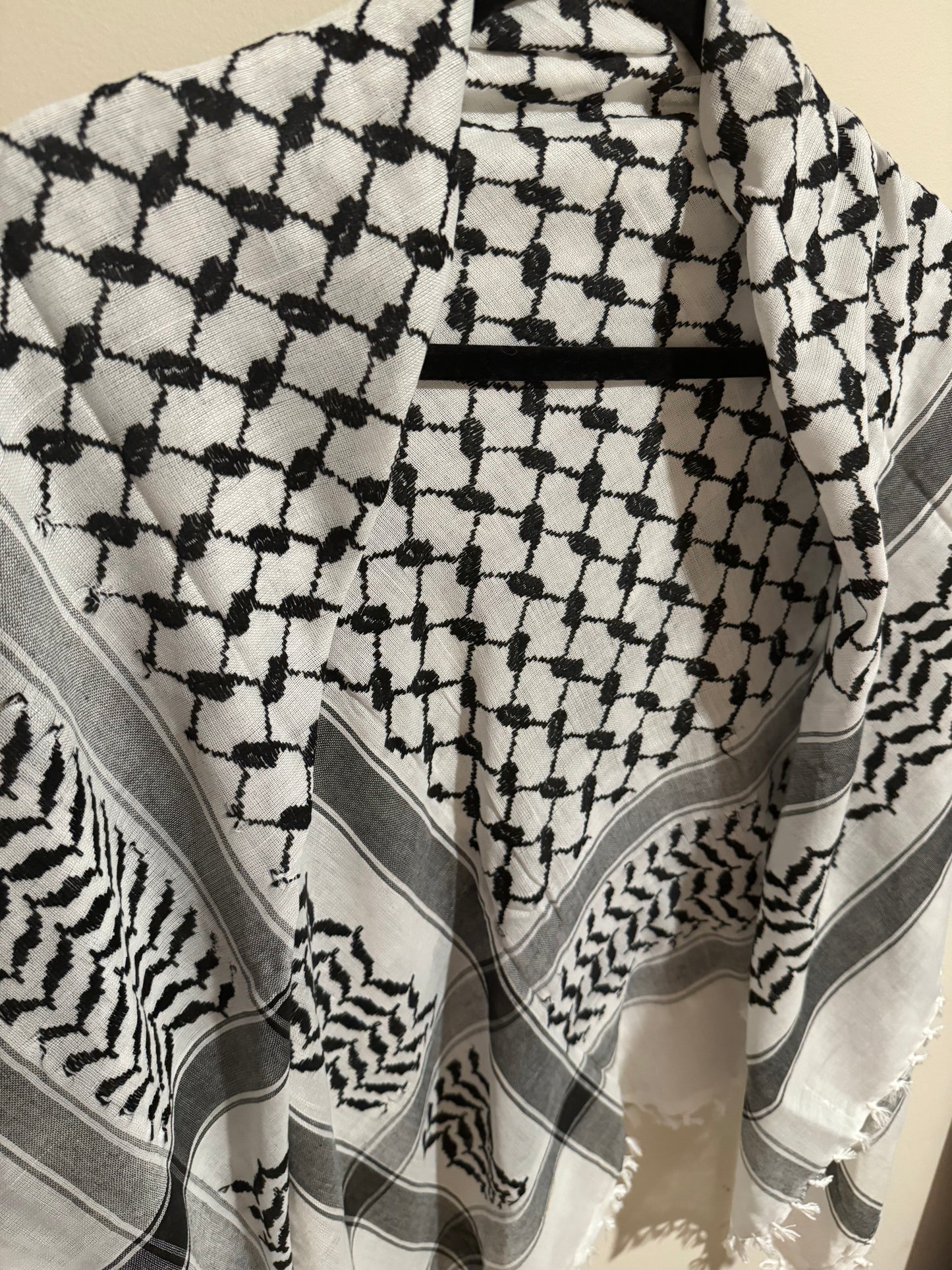 Kuffiyeh - White & Black