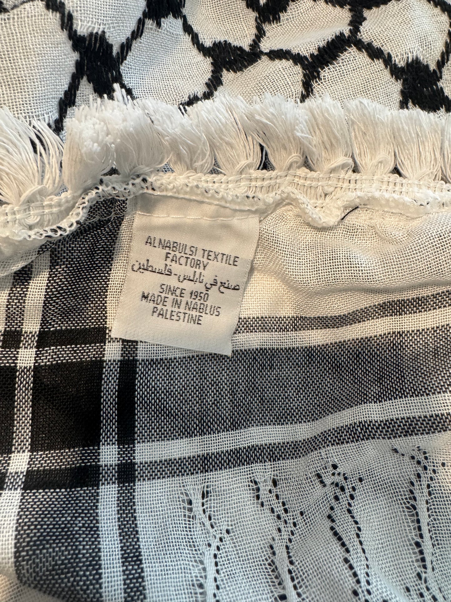 Kuffiyeh - White & Black